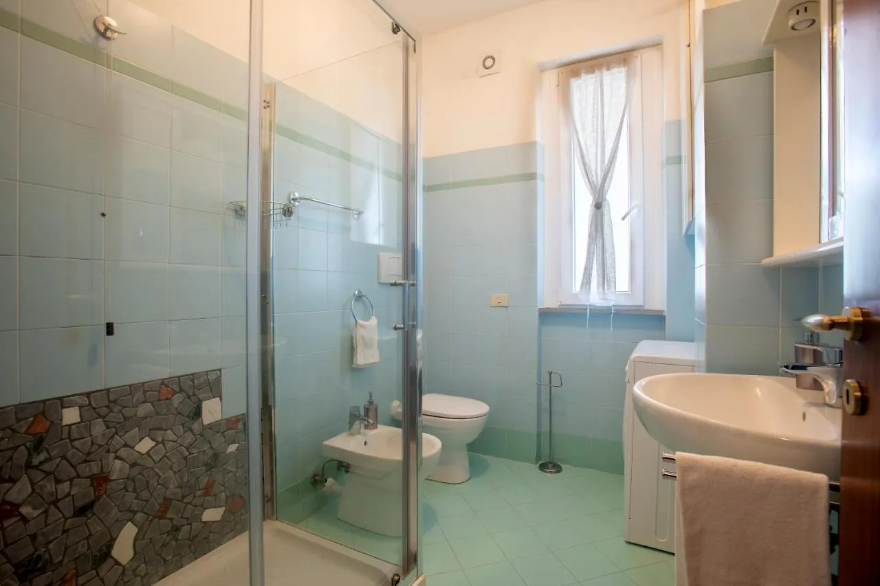 Holiday home 162 - La Veranda Sull'Acqua, Fronte E Vista Mare Riva Trigoso, Posto Auto Privato Sestri Levante