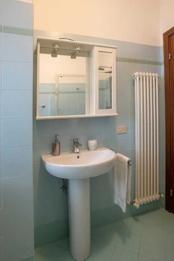 Holiday home 162 - La Veranda Sull'Acqua, Fronte E Vista Mare Riva Trigoso, Posto Auto Privato Sestri Levante Italy