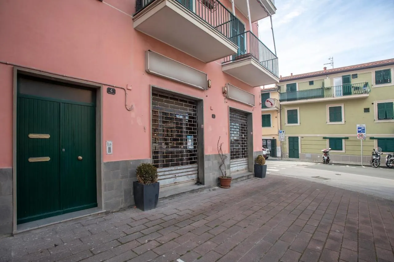 Holiday home 162 - La Veranda Sull'Acqua, Fronte E Vista Mare Riva Trigoso, Posto Auto Privato Sestri Levante Italy